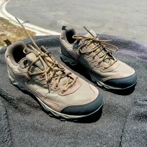 Columbia Mens Hiking Waterproof Shoes Brown Black Y10740-227 Lace Up Low Top 12W